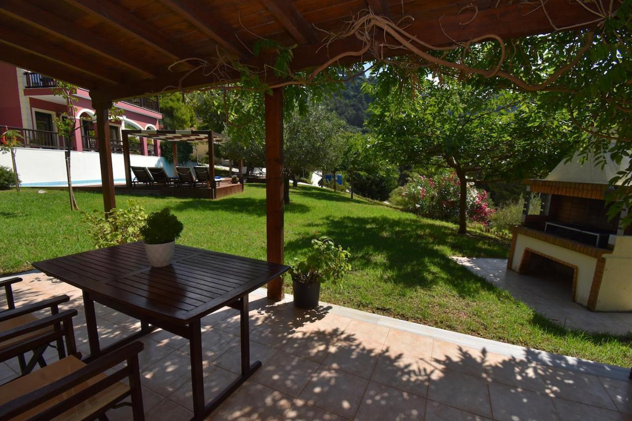 Corfu Resorts Apartments Pelekas Ngoại thất bức ảnh