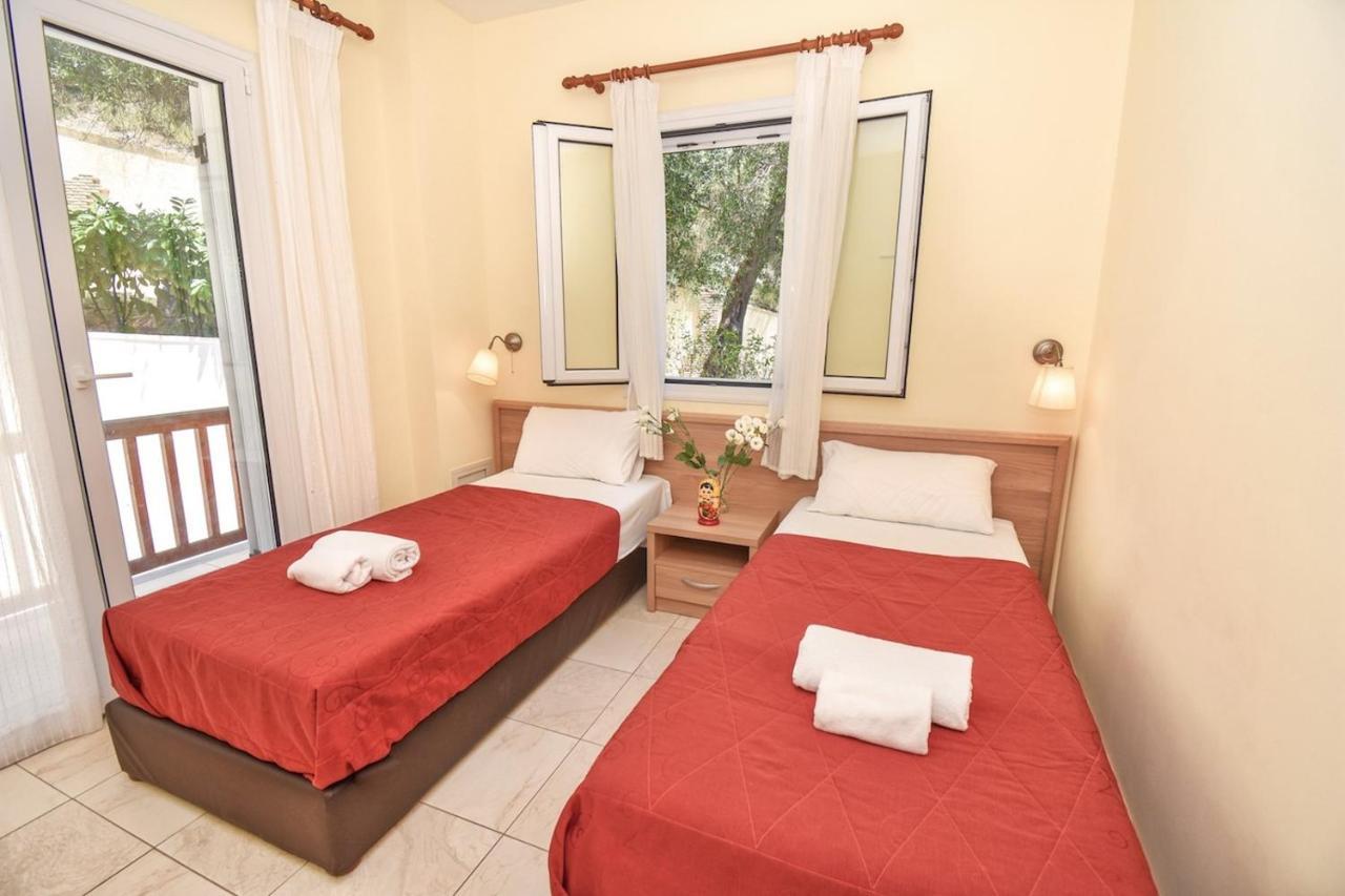 Corfu Resorts Apartments Pelekas Ngoại thất bức ảnh