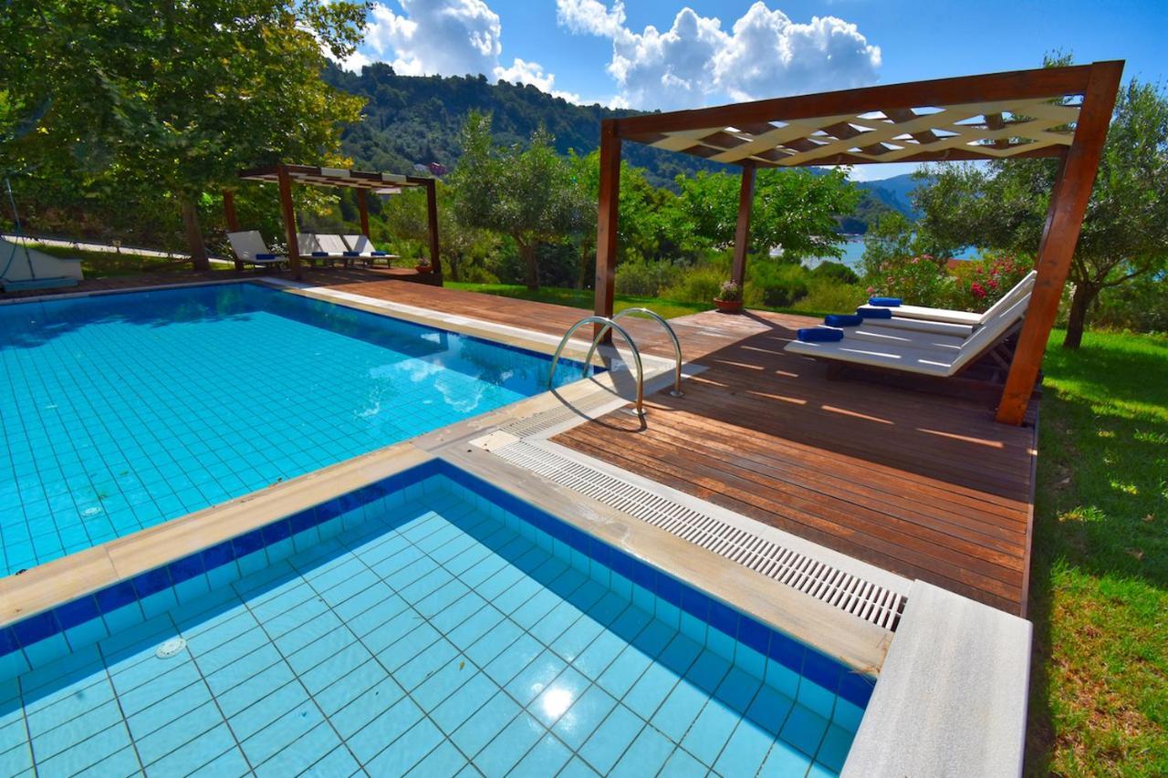 Corfu Resorts Apartments Pelekas Ngoại thất bức ảnh