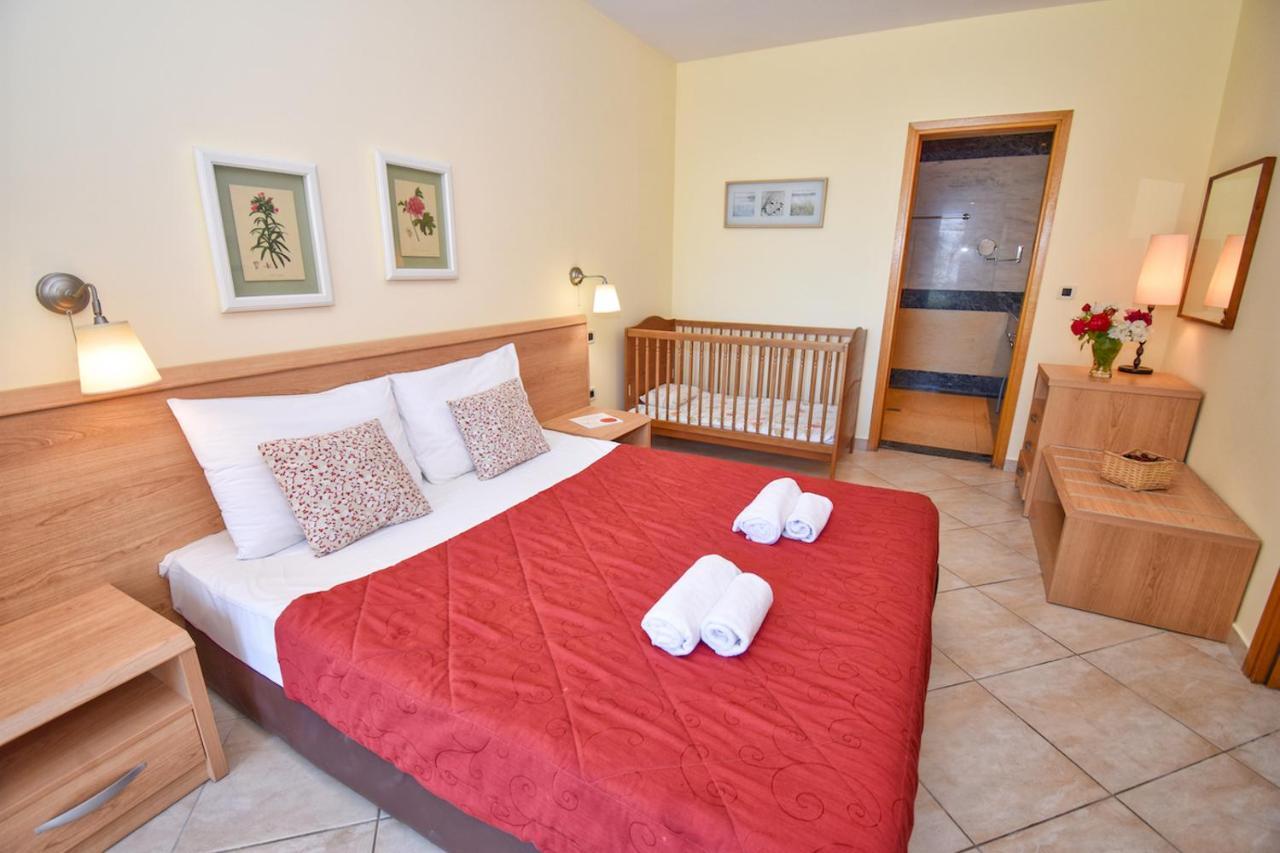 Corfu Resorts Apartments Pelekas Ngoại thất bức ảnh