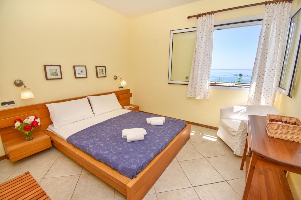 Corfu Resorts Apartments Pelekas Ngoại thất bức ảnh